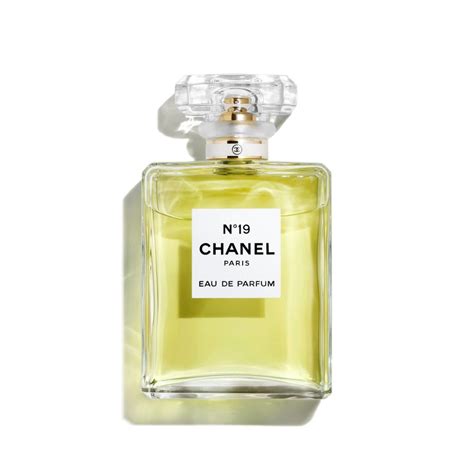 chanel 19 eau de parfum prix|is Chanel 19 discontinued.